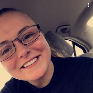 Meet your Posher, Madison